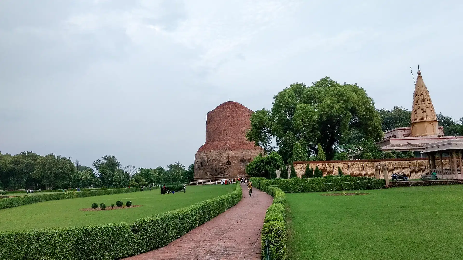 Dhamek Stupa tour